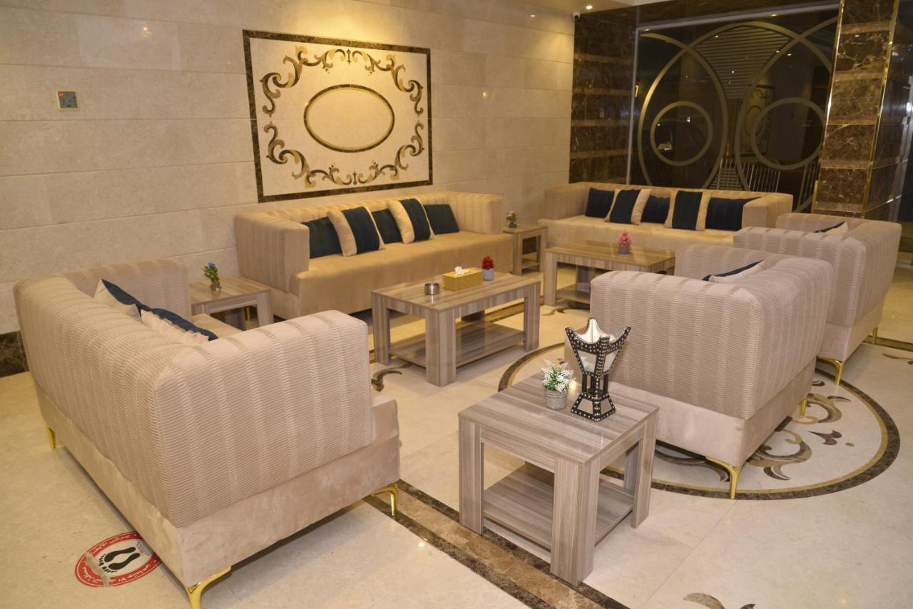 جدة العنقود الأحمر Lavana - شارع صاري المظهر الخارجي الصورة