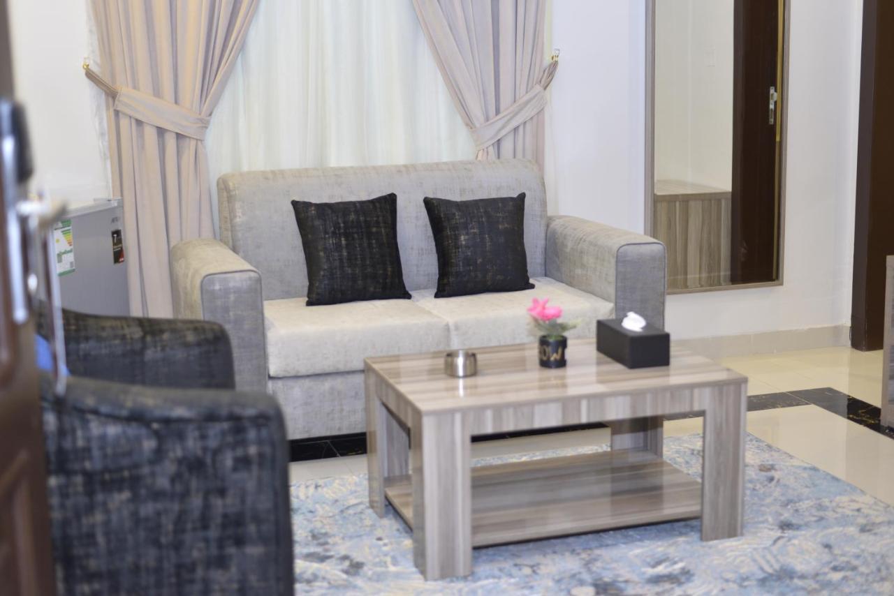 جدة العنقود الأحمر Lavana - شارع صاري المظهر الخارجي الصورة